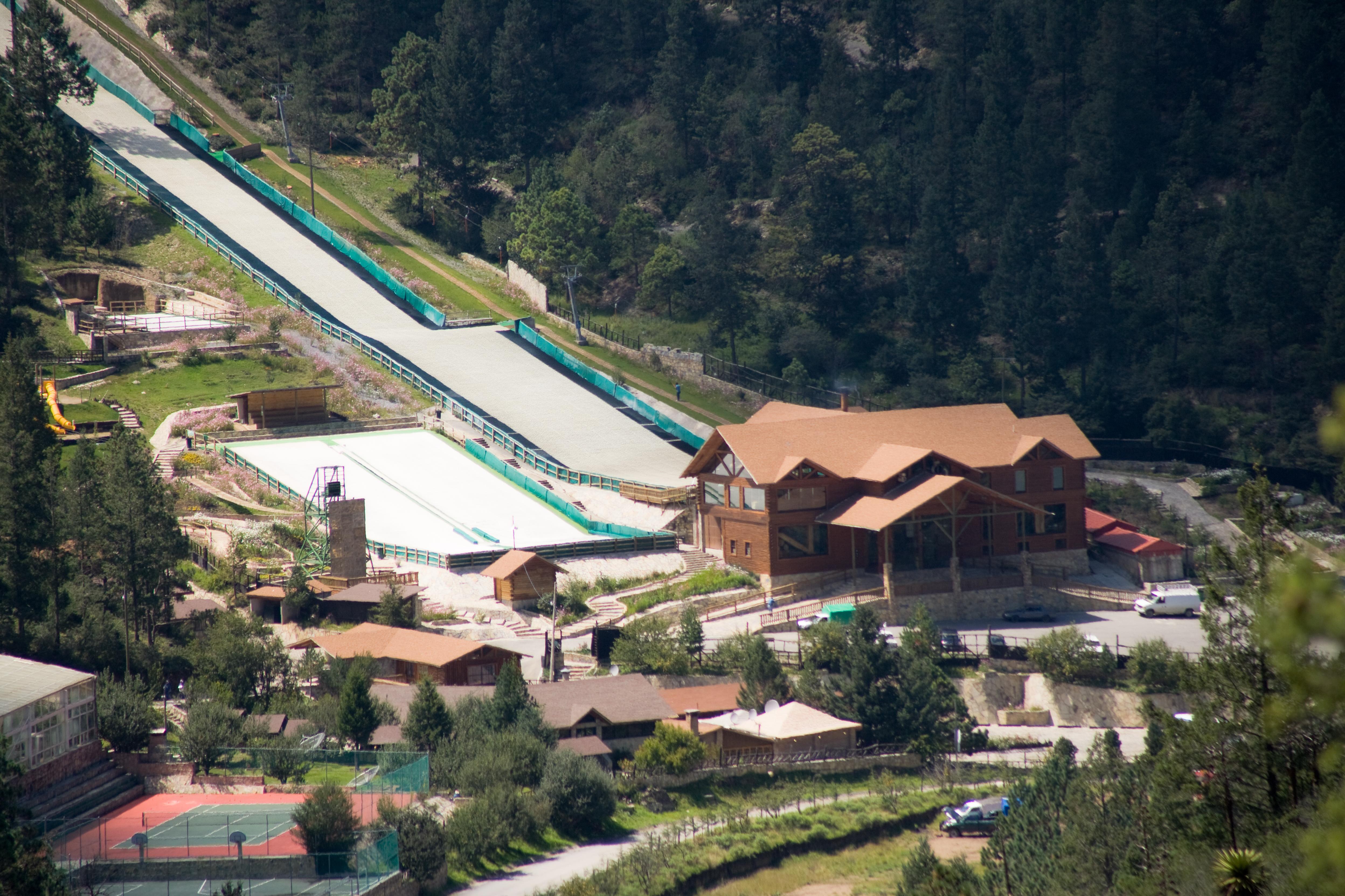 Bosques De Monterreal Hotel San Antonio de las Alazanas Buitenkant foto