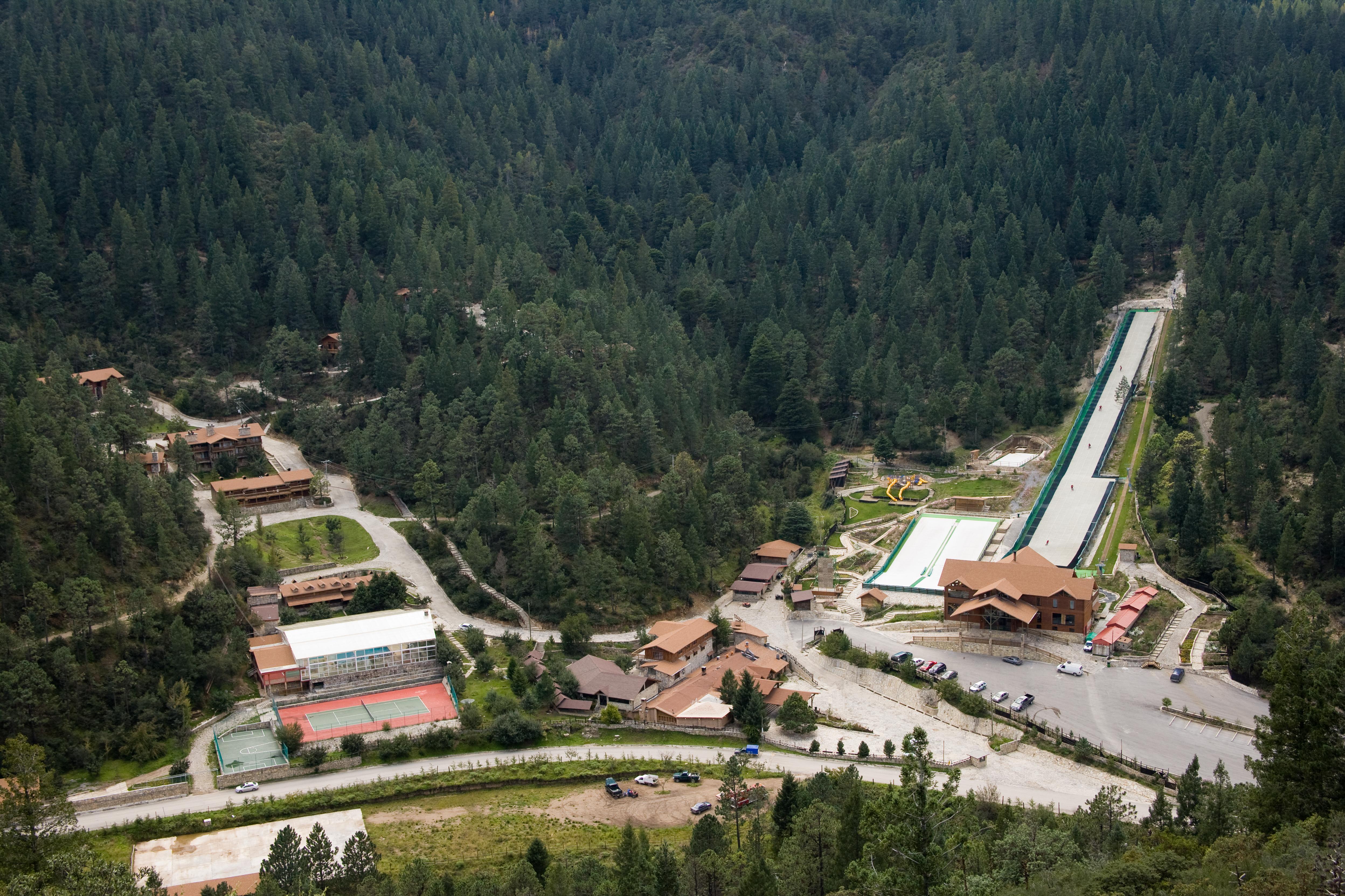 Bosques De Monterreal Hotel San Antonio de las Alazanas Buitenkant foto
